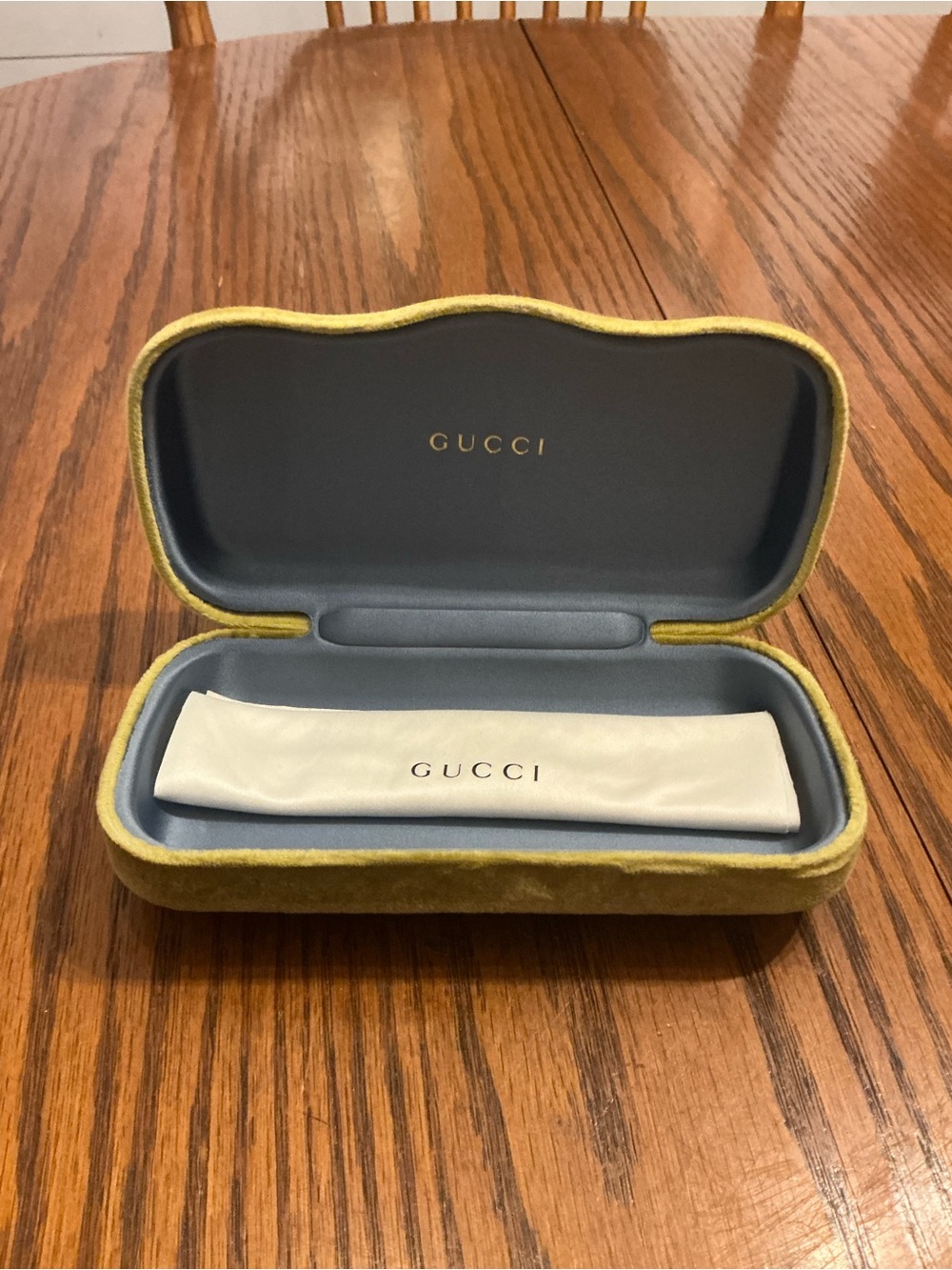 Gucci Velvet Sunglasses Eyeglasses Case Hard Shell Clamshell Yellow with Cloth